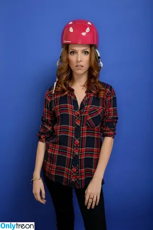 Anna Kendrick / AnnaKendrick47 nude photo #0928