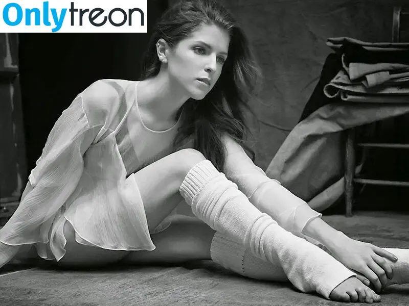 Anna Kendrick nude photo #0480 (AnnaKendrick47)