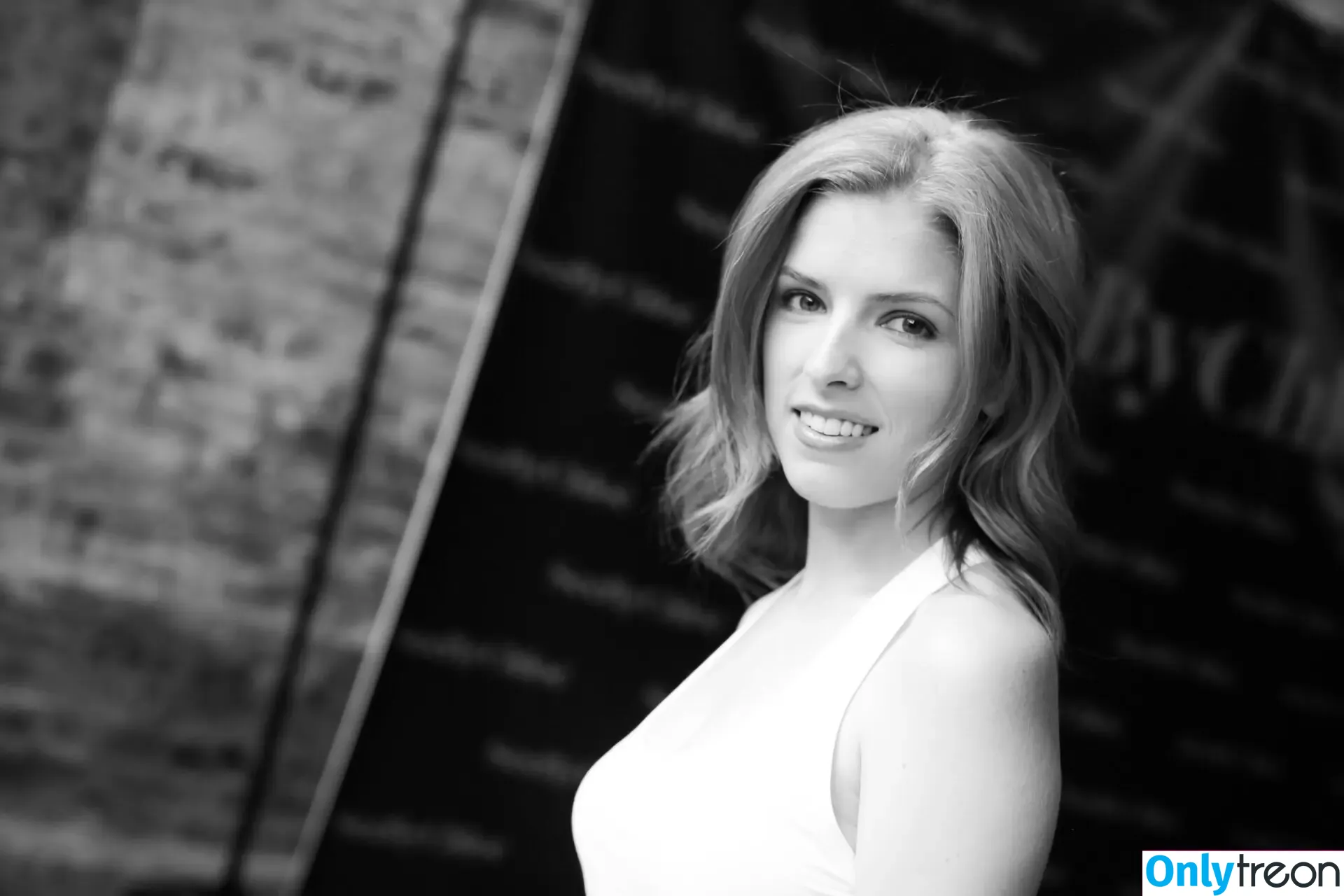 Anna Kendrick nude photo #0886 (AnnaKendrick47)