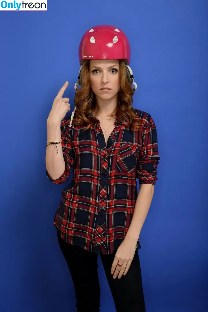 Anna Kendrick nude photo #0927 (AnnaKendrick47)