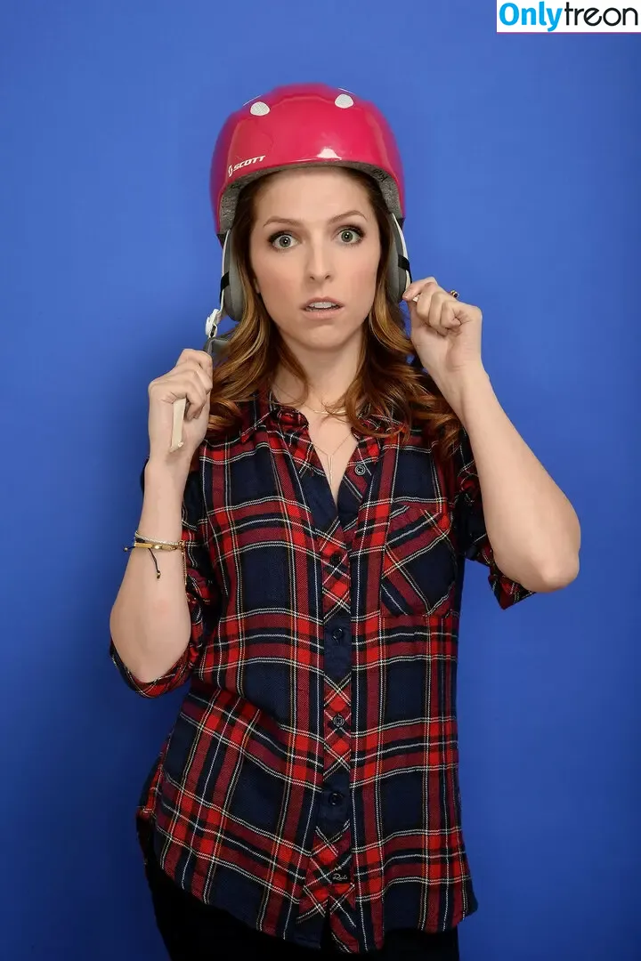 Anna Kendrick nude photo #0929 (AnnaKendrick47)