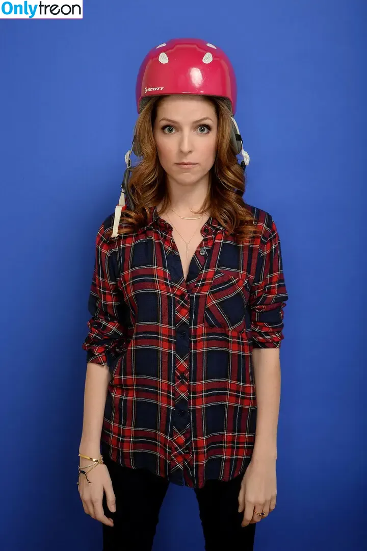 Anna Kendrick nude photo #0930 (AnnaKendrick47)
