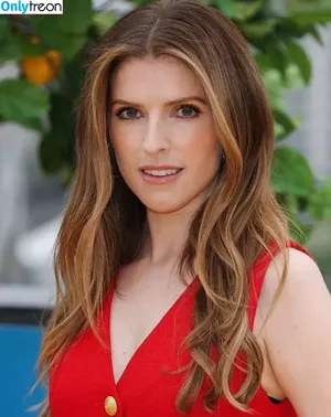 Anna Kendrick / AnnaKendrick47 nude photo #1916