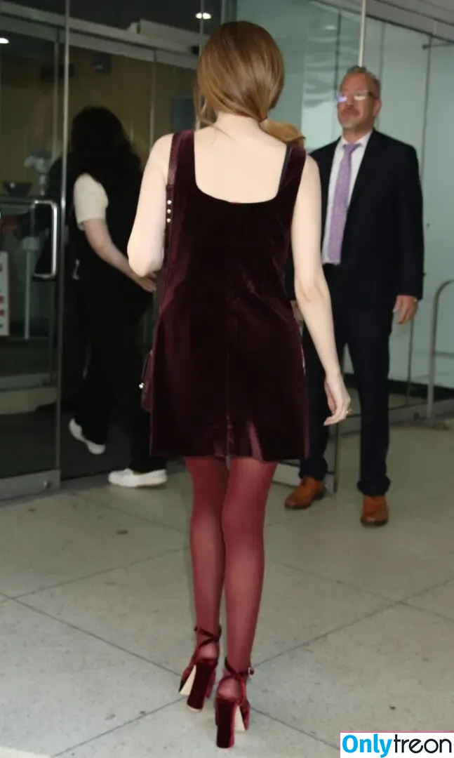 Anna Kendrick nude photo #1659 (AnnaKendrick47)