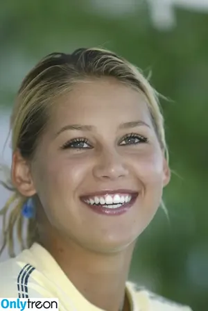 Anna Kournikova / annakournikova nude photo #0390
