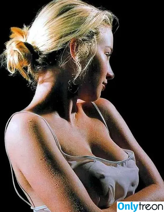 Anna Kournikova nude photo #0043 (annakournikova)