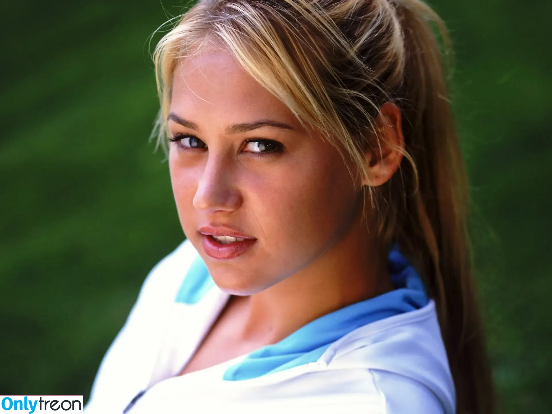 Anna Kournikova nude photo #0348 (annakournikova)