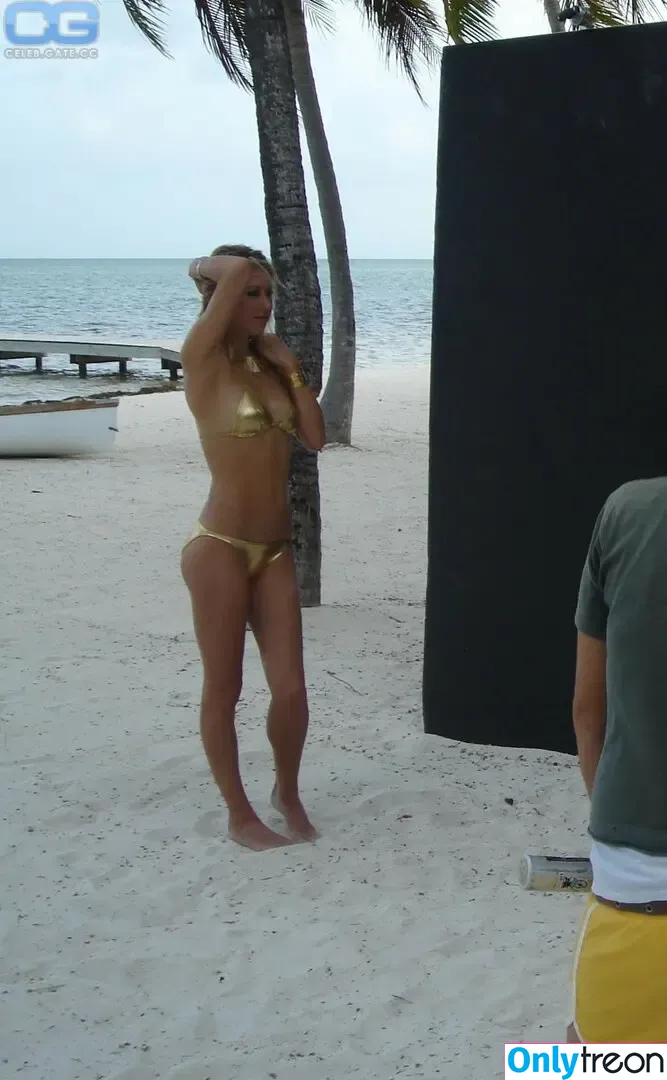 Anna Kournikova nude photo #0445 (annakournikova)