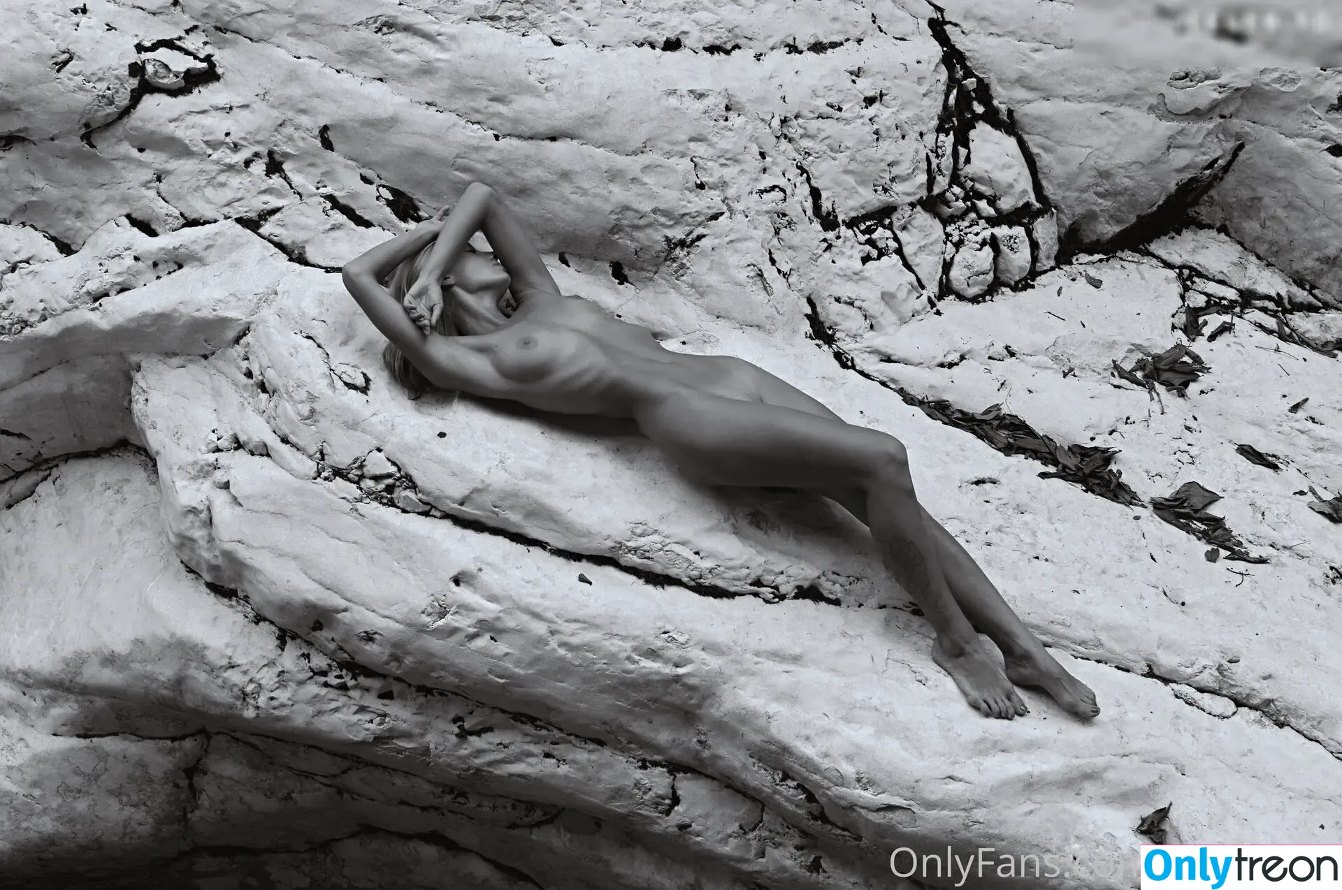 Anna Loannova nude photo #0037 (ioannova / ioannova_anna_model)