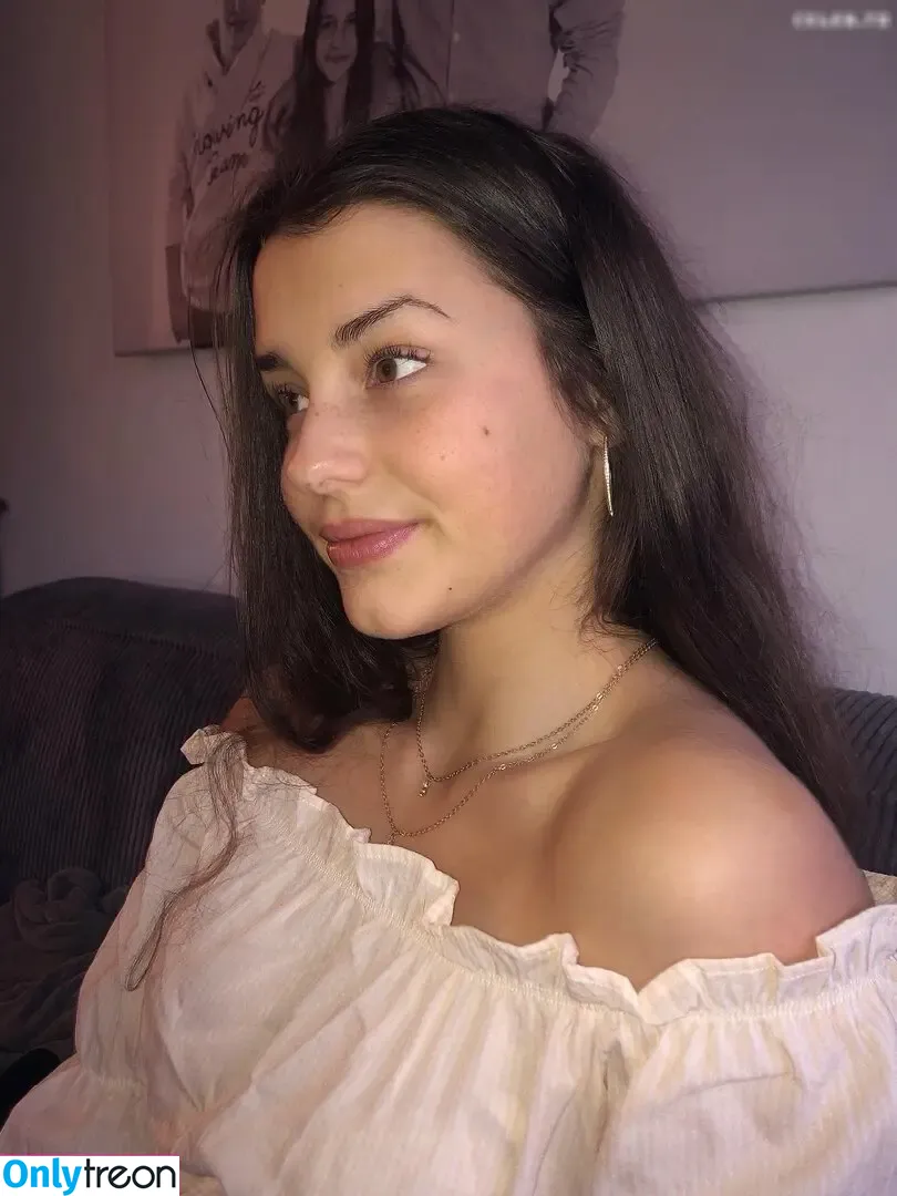 Anna Pinna nude photo #0010 (anna_.pinna)