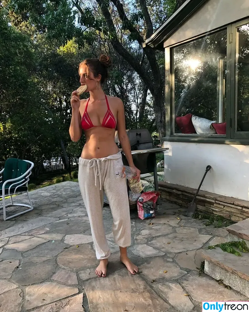 Anna Van Patten nude photo #0003 (anna.vanpatten)