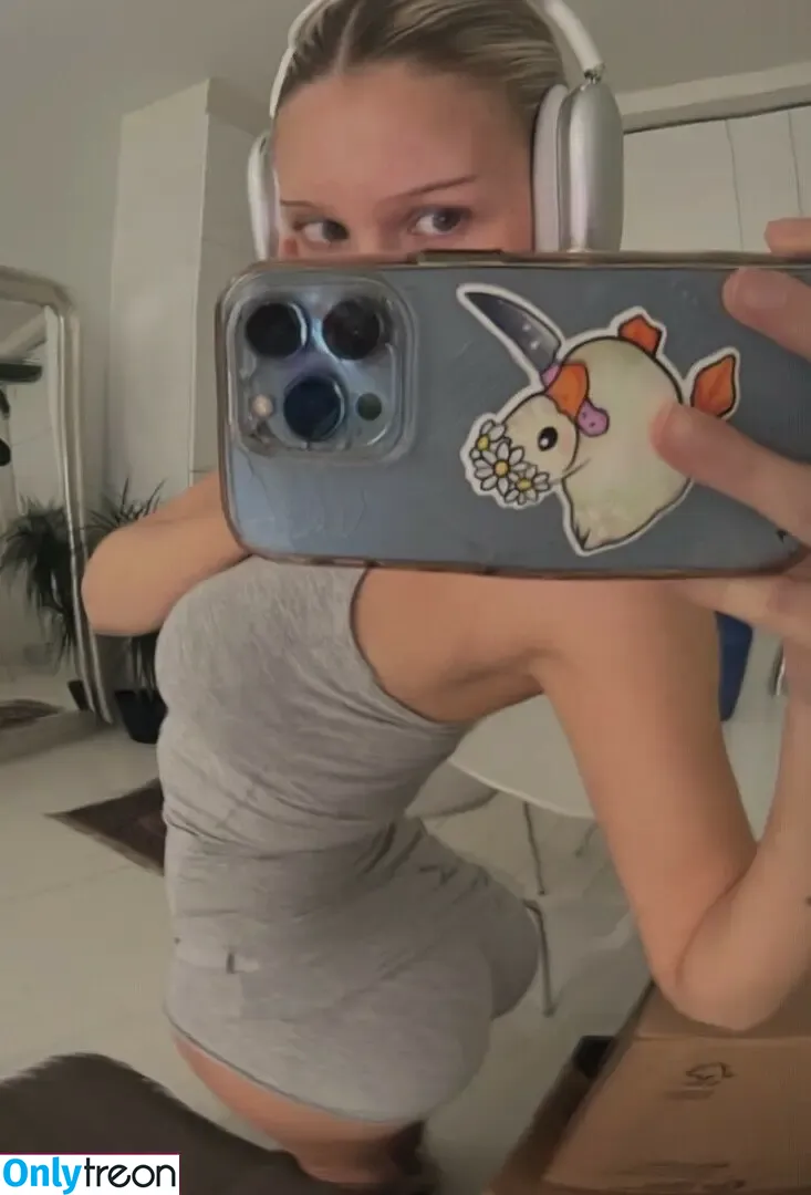 Annagretaaaa nude photo #0062 (Annagretaaaa)