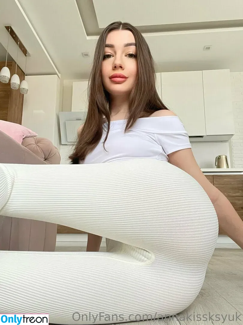 Annakissksyuk nude photo #0171 (Annakissksyuk)