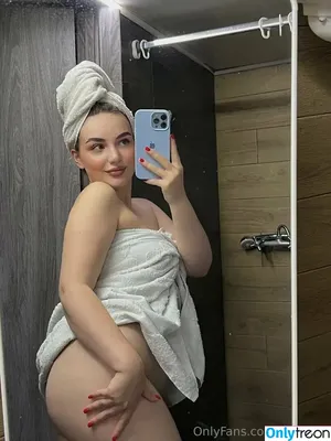  nude photo #0002