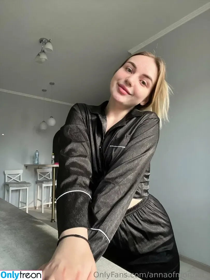 annaofmontana nude photo #0024 (annaofmontana)