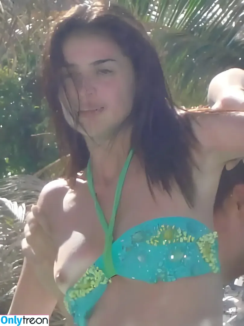 Anne Curtis nude photo #0001 (annecurtissmith)