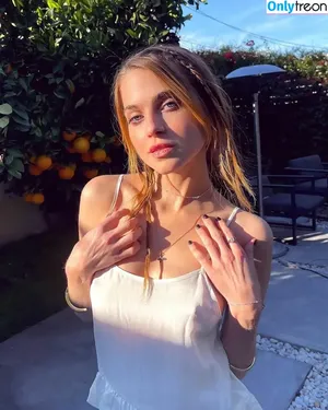 Anne Winters / anna_winters / annewinters nude photo #0379
