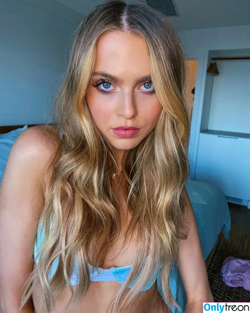 Anne Winters nude photo #0157 (anna_winters / annewinters)
