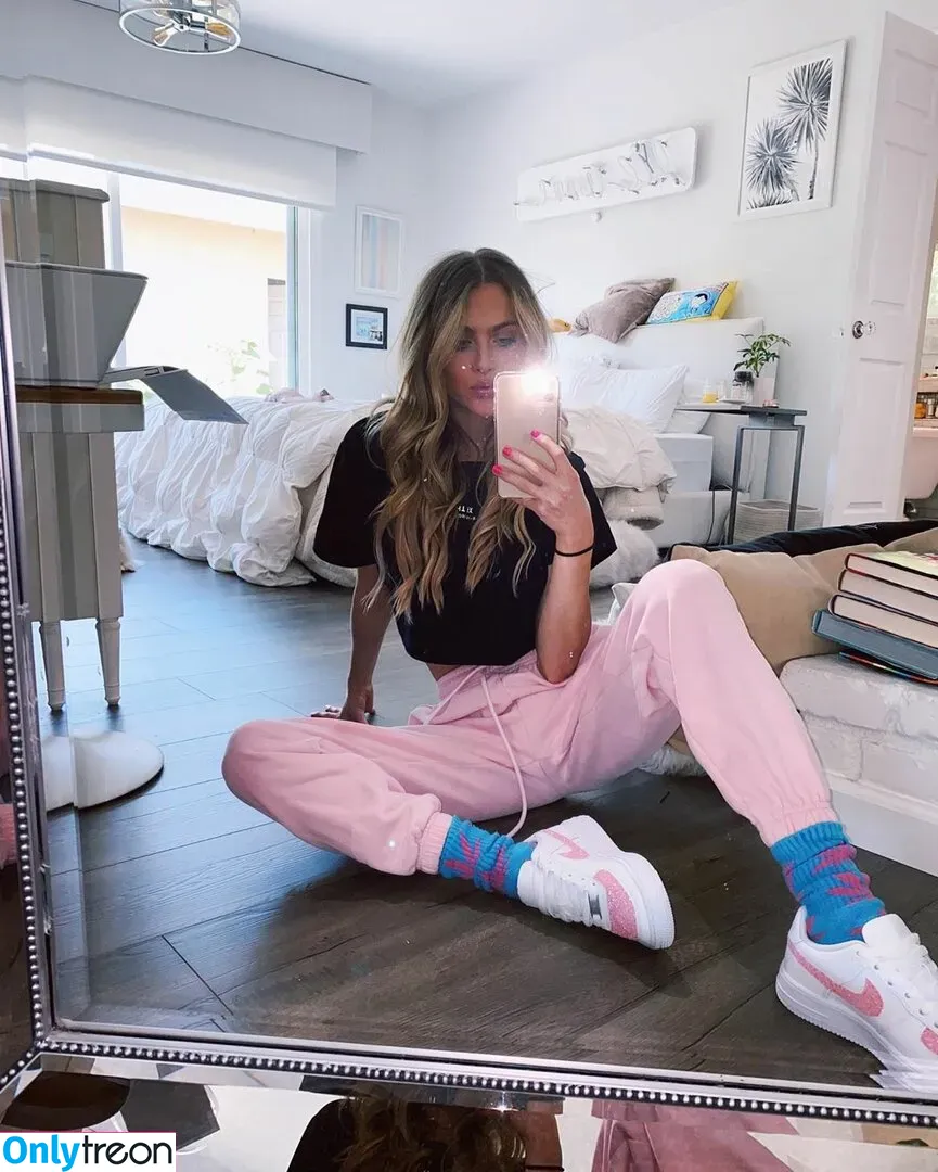 Anne Winters nude photo #0158 (anna_winters / annewinters)
