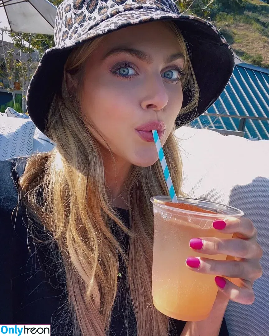 Anne Winters nude photo #0185 (anna_winters / annewinters)