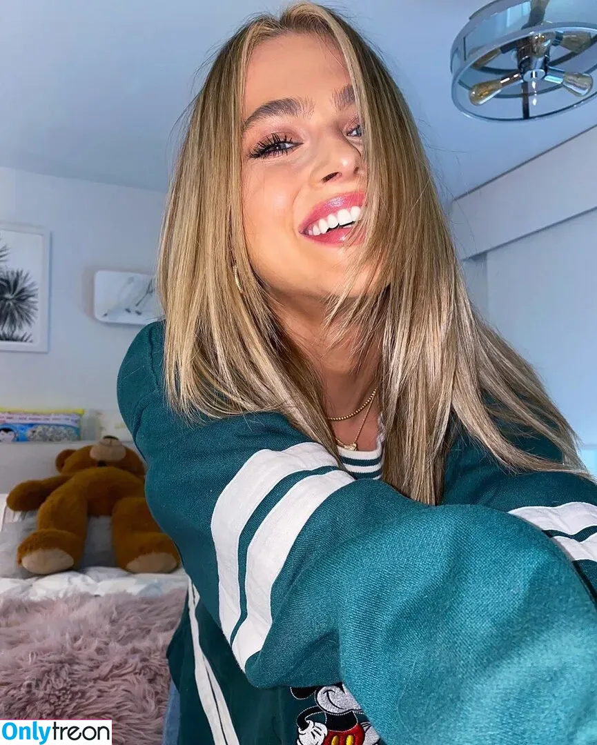 Anne Winters nude photo #0210 (anna_winters / annewinters)