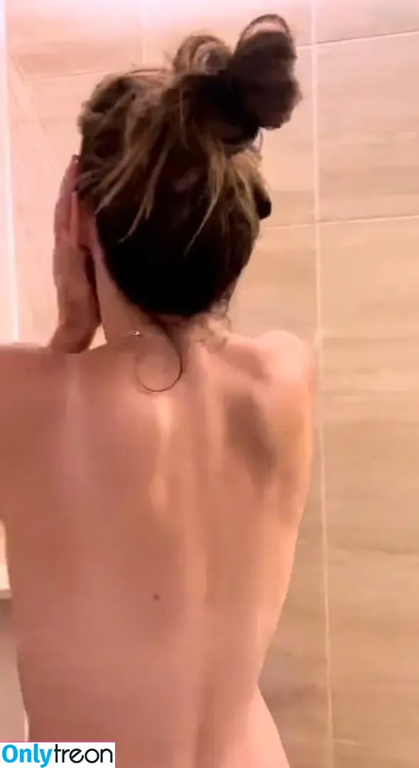 Annett Möller nude photo #0058 (annett.moeller / annettmoeller)
