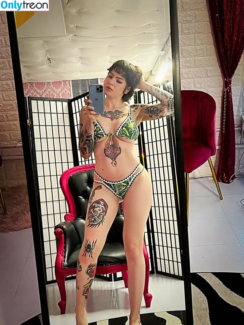 Annie Jay nude photo #0002 (anniejay / anniejaylin / anniejaytweets)