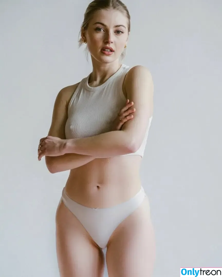 Annie Kate Knowles nude photo #0014 (anniekknowles / katherineknowles)