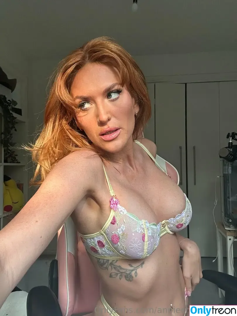 anniecharlottefree nude photo #0120 (annieecharlotte)