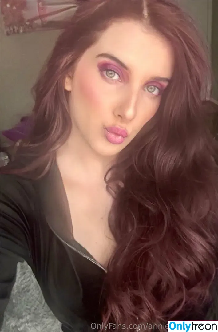 anniechloesworld nude photo #0105 (anniechloesworld)