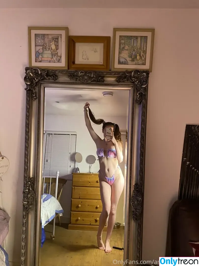 annieecharlottefree nude photo #0207 (annieecharlotte)