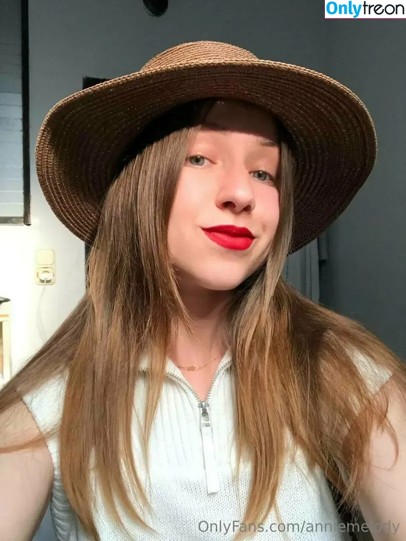 anniemelody nude photo #0011 (anniellove / anniemelodymusic)