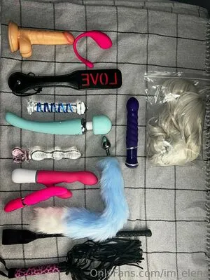 anniequeeen / anniequeenk nude photo #0002