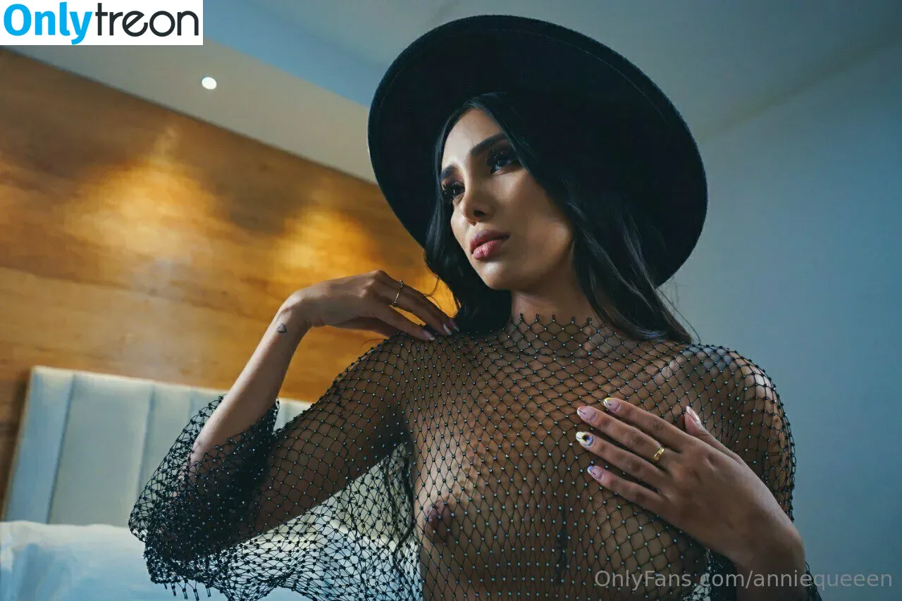 anniequeeen nude photo #0086 (anniequeenk)
