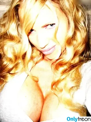 Annina Ucatis / Annina semmelhaack / annina_uca nude photo #0002