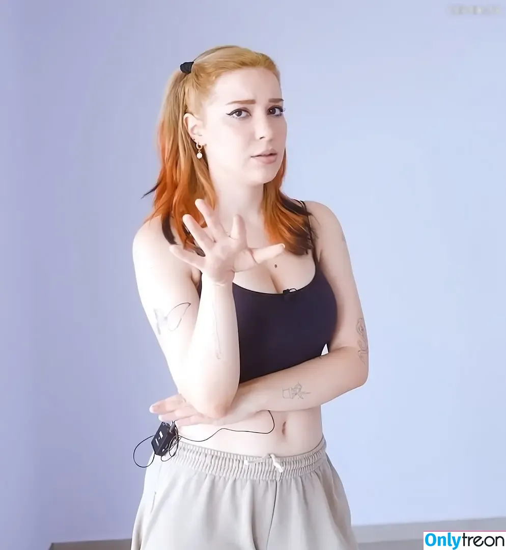AnniTheDuck nude photo #0226 (AnniTheDuck)