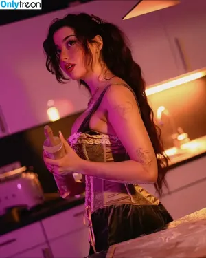 AnniTheDuck nude photo #1640
