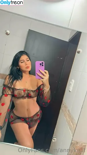 annykalif / annakalifa nude photo #0219