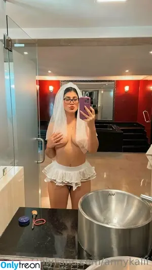 annykalif / annakalifa nude photo #0276