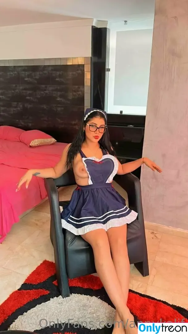 annykalif nude photo #0315 (annakalifa)
