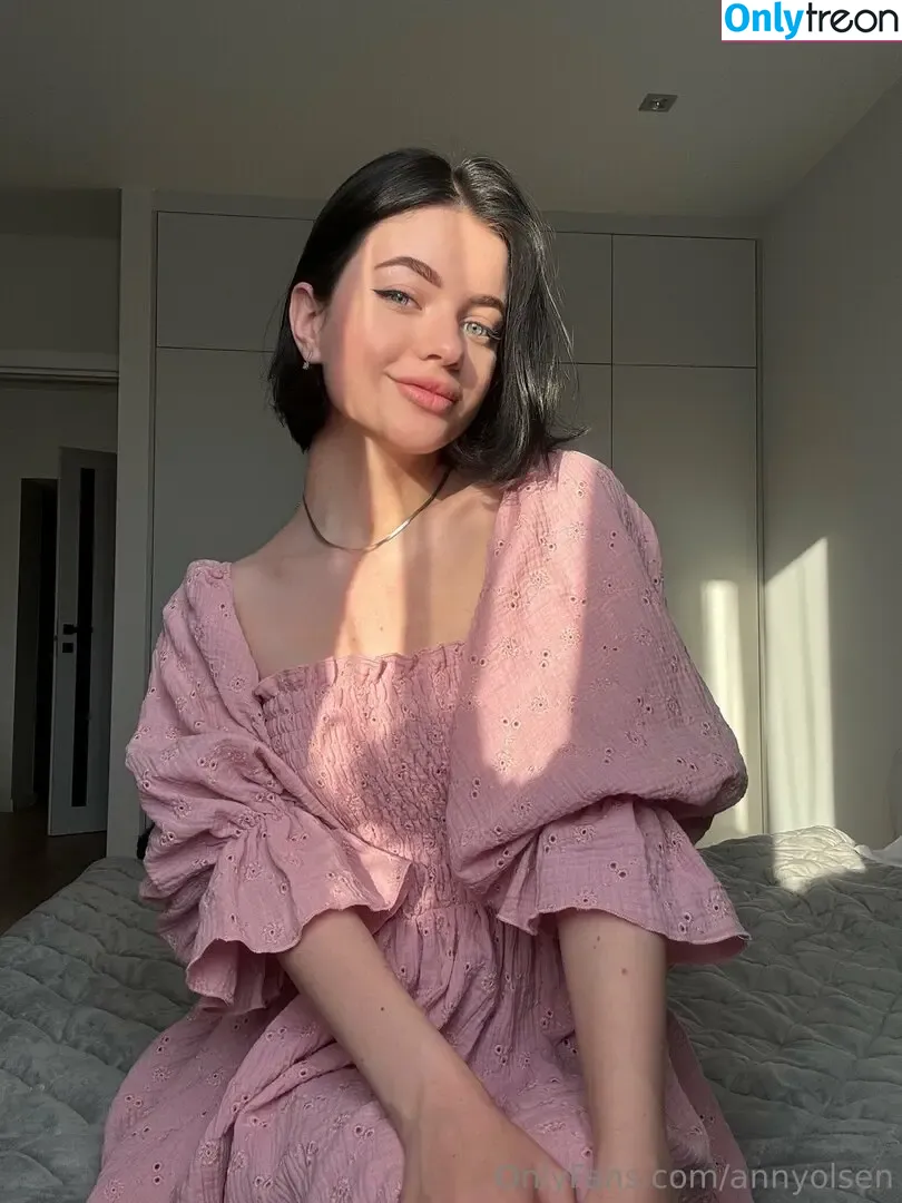 annyolsen nude photo #0100 (annyolsenn)