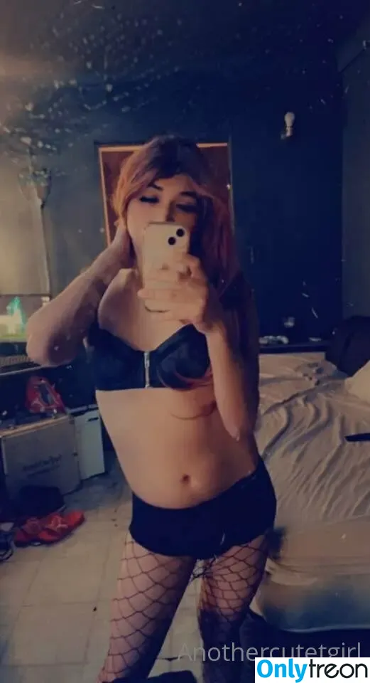 anothercutetgirl nude photo #0035 (thacutegeminme)