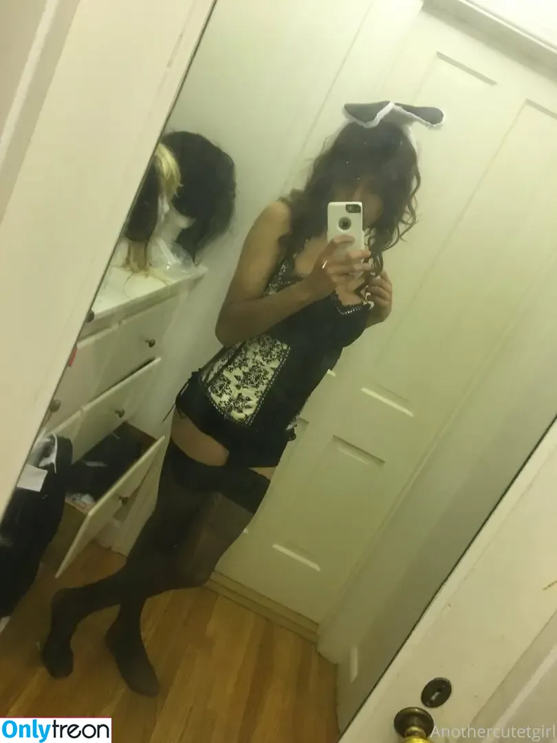 anothercutetgirl nude photo #0038 (thacutegeminme)