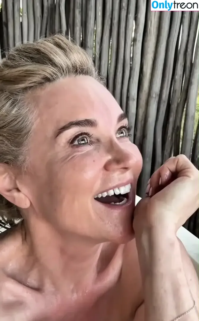 Anthea Turner nude photo #0175 (antheaturner)