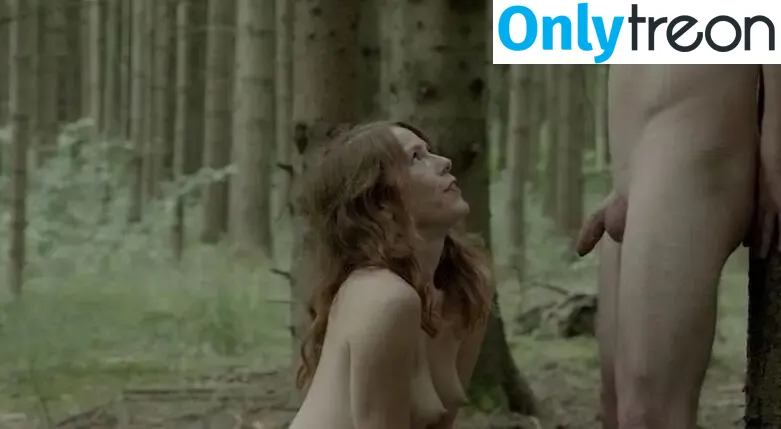 Antje Mönning nude photo #0007 (AntjeMoenning)
