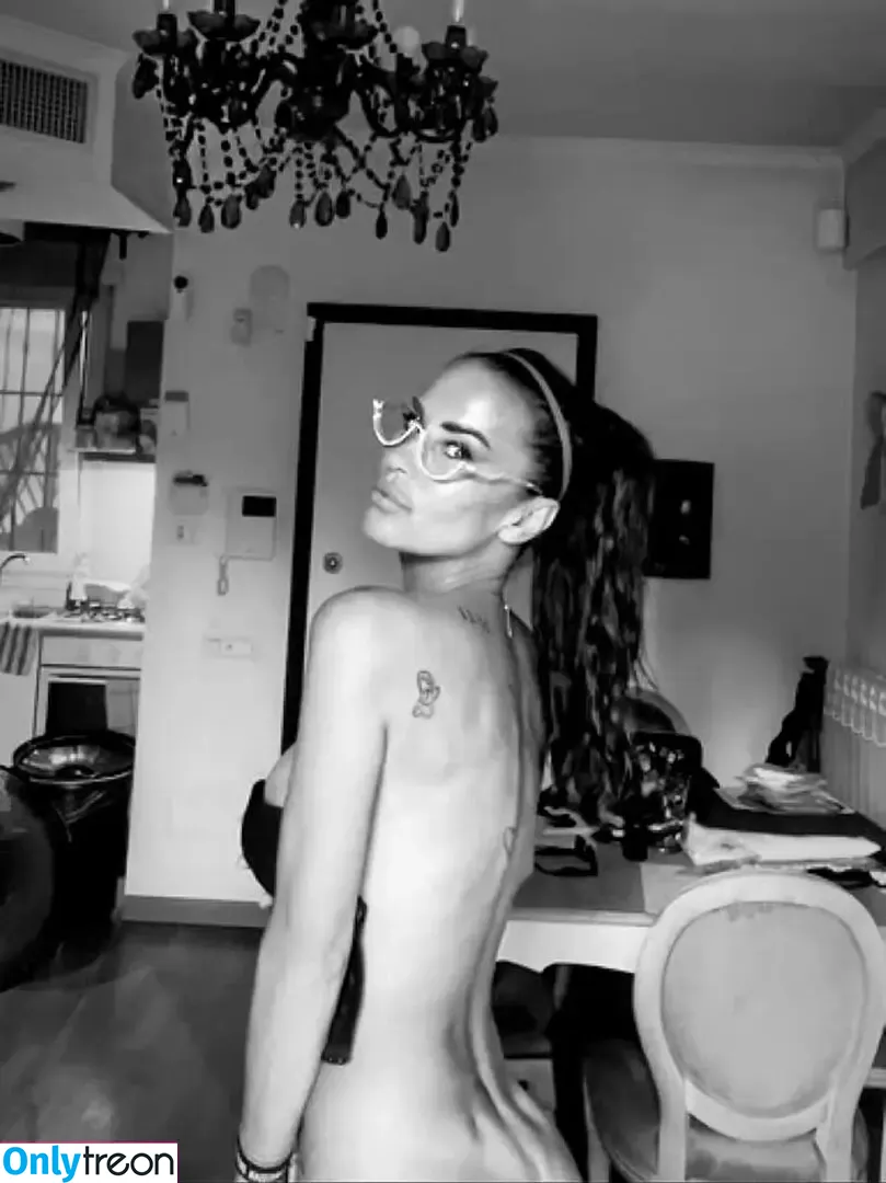 Antonella Mosetti nude photo #0736 (antonellamosetti)
