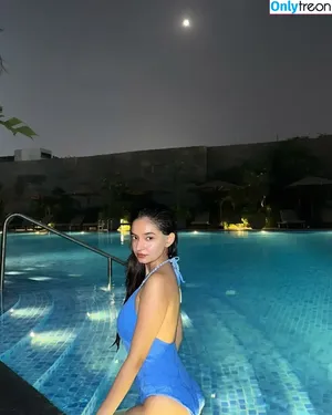 Anushka Sen / anushkasen0408 nude photo #0056