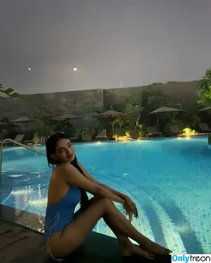 Anushka Sen / anushkasen0408 nude photo #0063