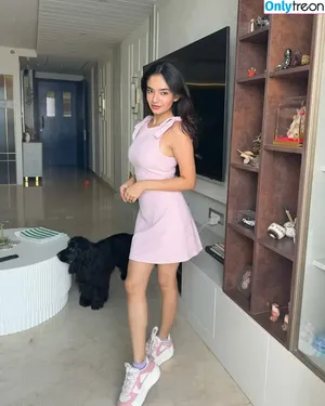 Anushka Sen / anushkasen0408 nude photo #0064