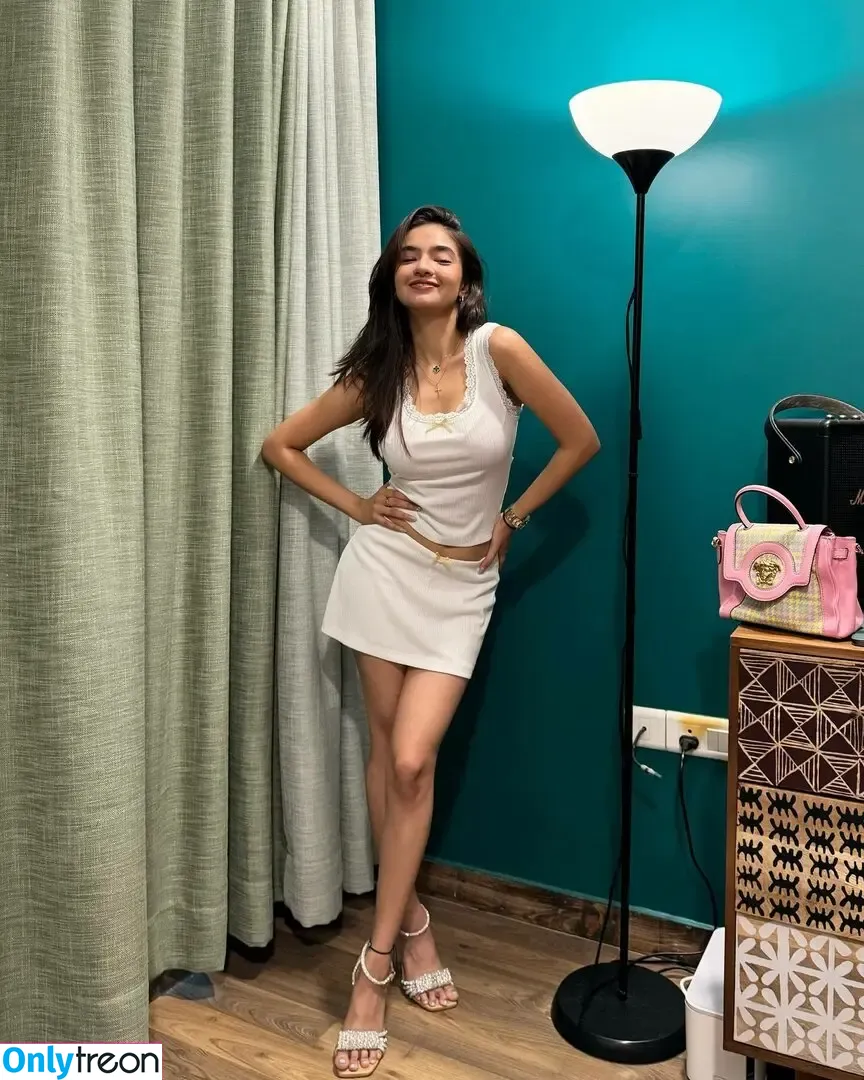 Anushka Sen nude photo #0012 (anushkasen0408)